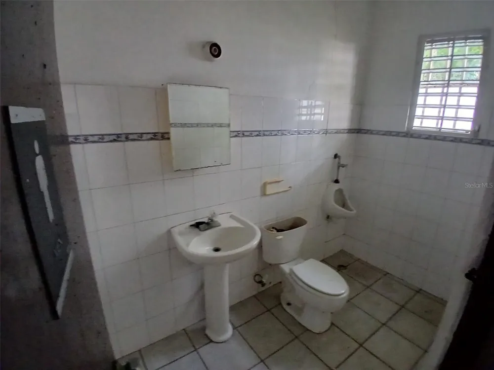 2 ESTEBAN QUINTANA STREET Guaynabo, PR 00966