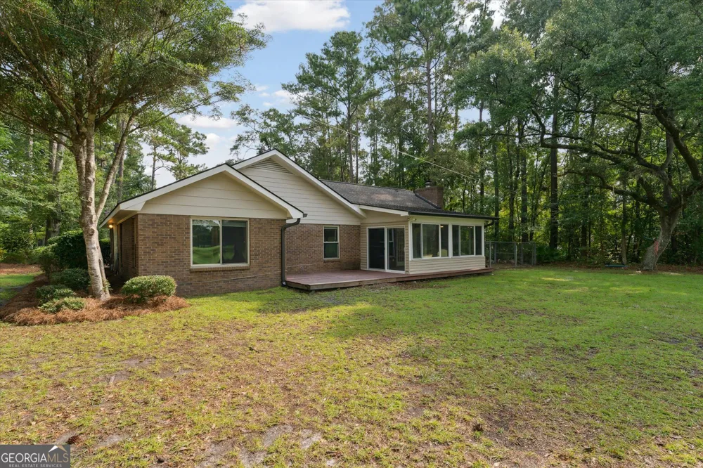 211 Cherokee TRL Hinesville, GA 31313