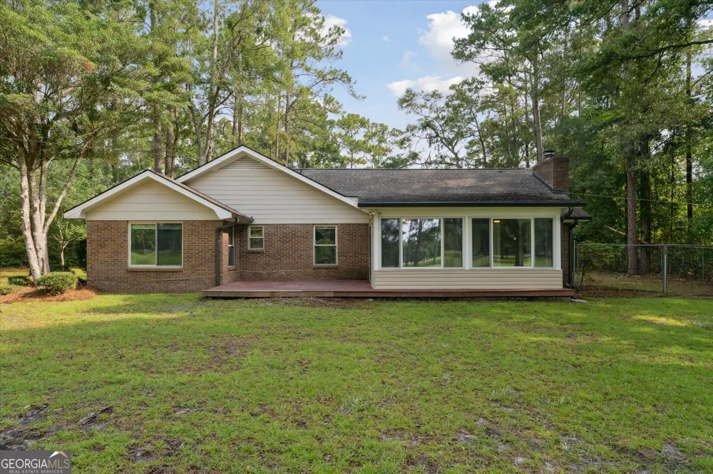 211 Cherokee TRL Hinesville, GA 31313