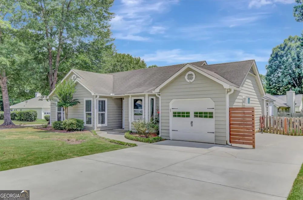 506 Iris GLN Peachtree City, GA 30269