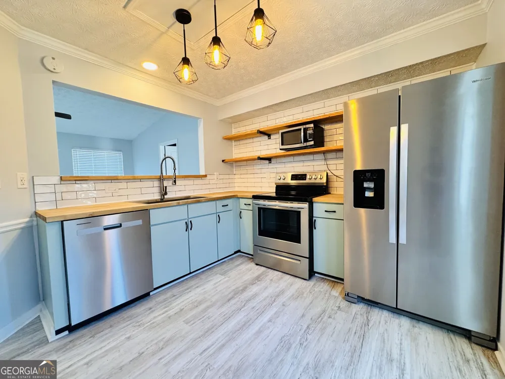 506 Iris GLN Peachtree City, GA 30269