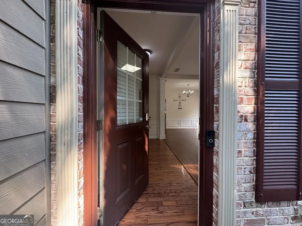 125 Friars Head DR Suwanee, GA 30024