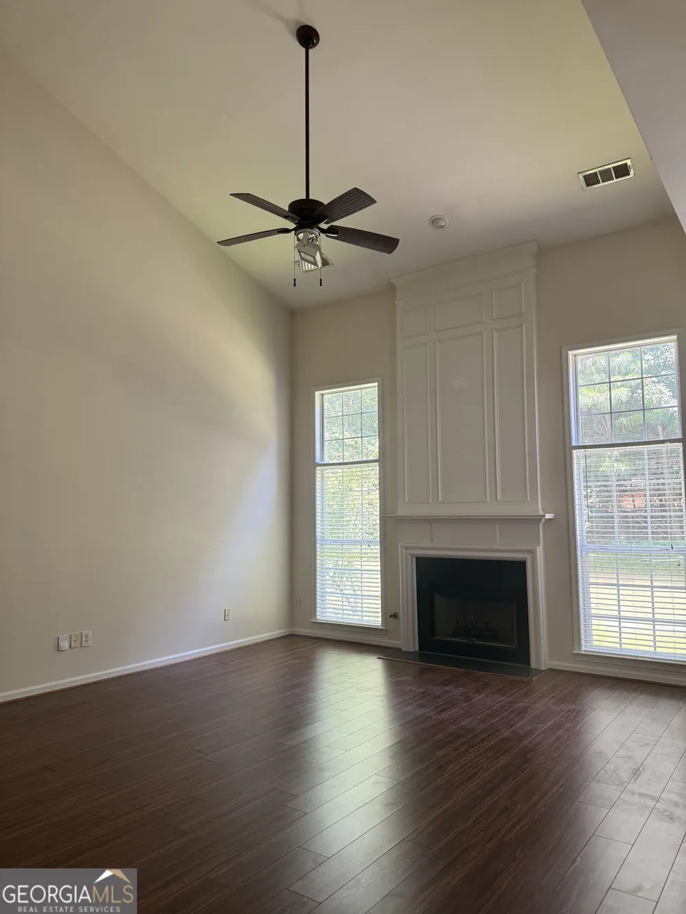 125 Friars Head DR Suwanee, GA 30024