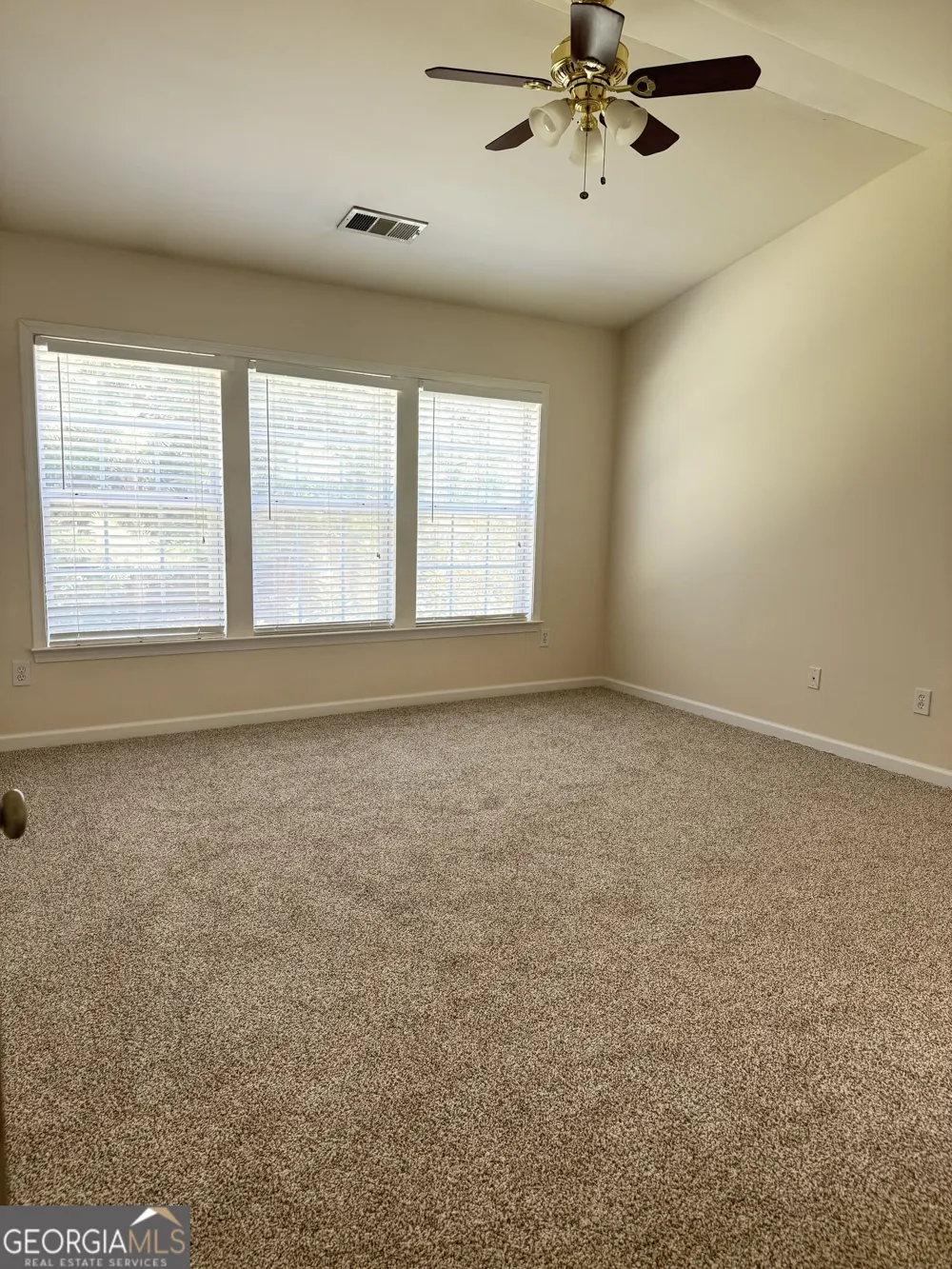 125 Friars Head DR Suwanee, GA 30024