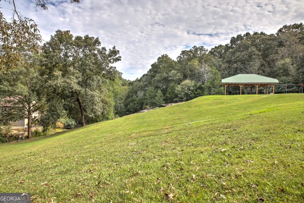1631 Mount Moriah RD Hoschton, GA 30548