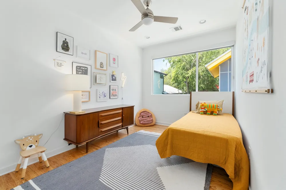 1606 Salina Street Austin, TX 78702