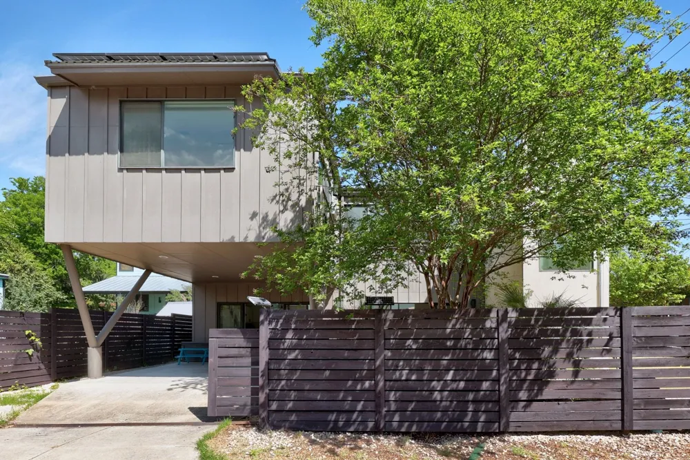 1606 Salina Street Austin, TX 78702