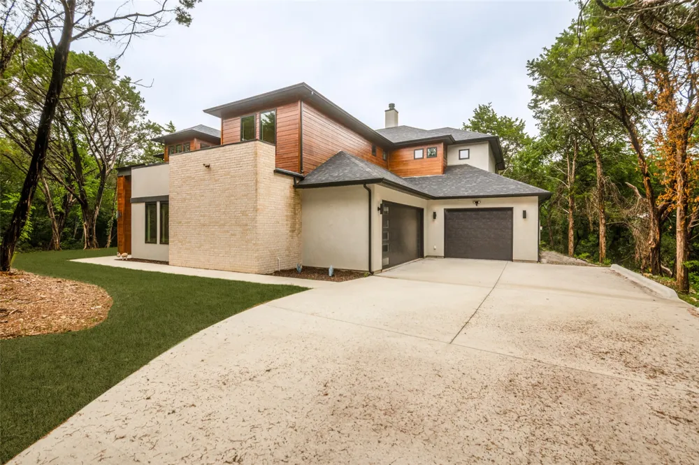 608 Redbud Court Cedar Hill, TX 75104