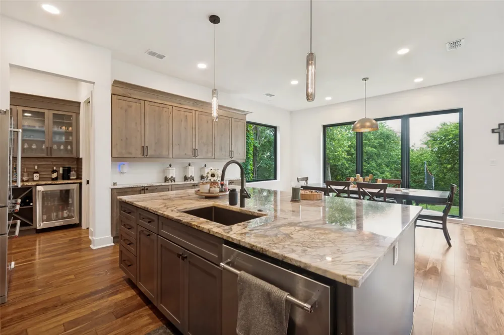 608 Redbud Court Cedar Hill, TX 75104