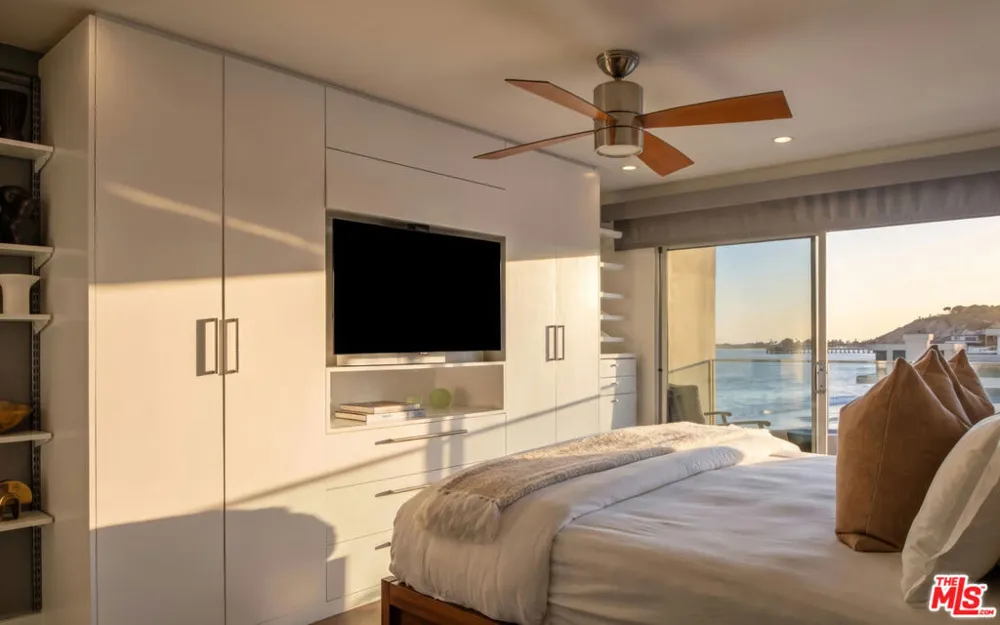 22548 Pacific Coast Highway #308 Malibu, CA 90265