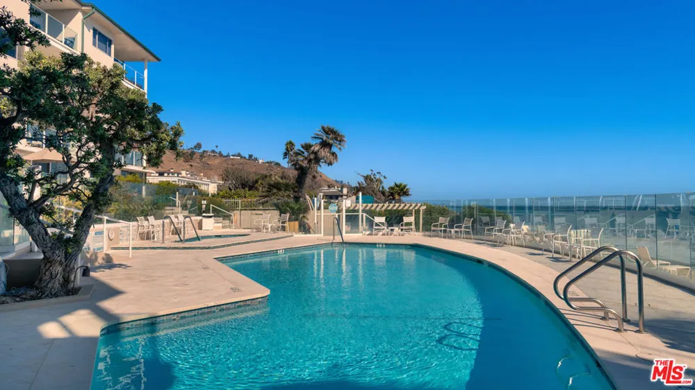 22548 Pacific Coast Highway #308 Malibu, CA 90265