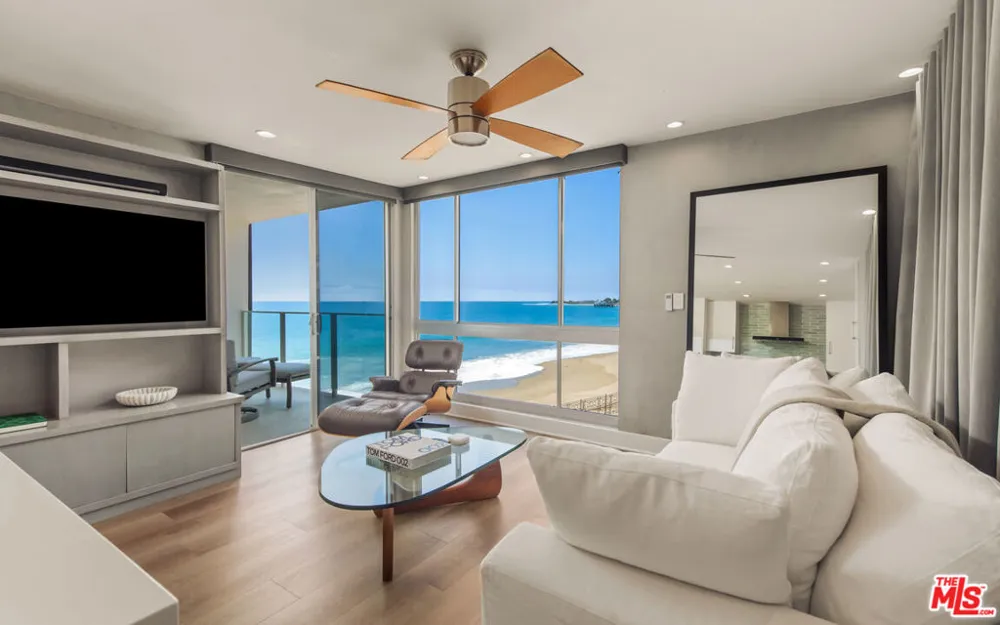 22548 Pacific Coast Highway #308 Malibu, CA 90265