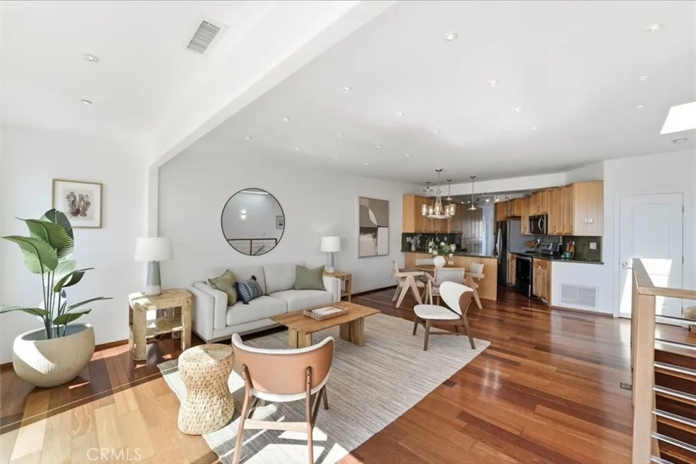 320 Paseo De La Playa #E Redondo Beach, CA 90277