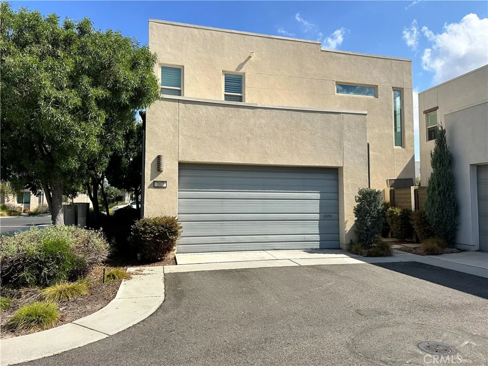 102 Menkar Irvine, CA 92618