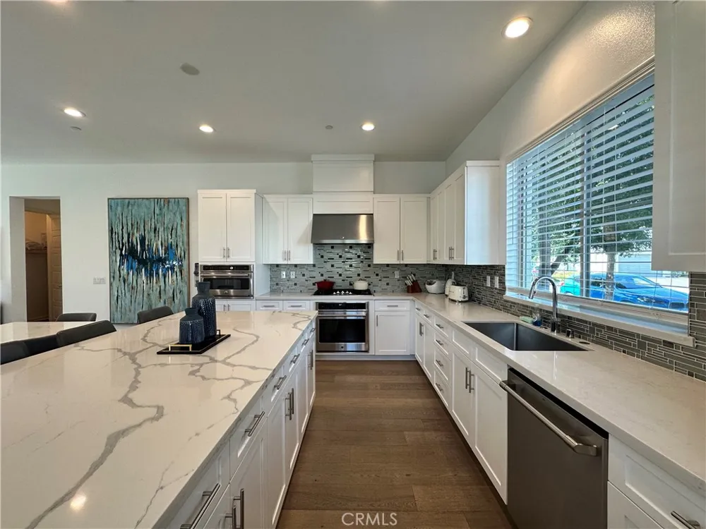 102 Menkar Irvine, CA 92618