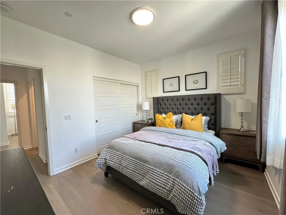 102 Menkar Irvine, CA 92618