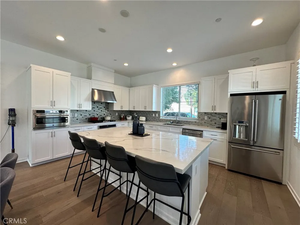 102 Menkar Irvine, CA 92618