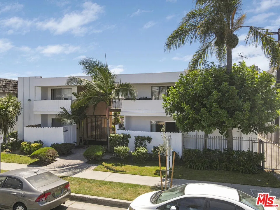 3444 Emerald Street Torrance, CA 90503