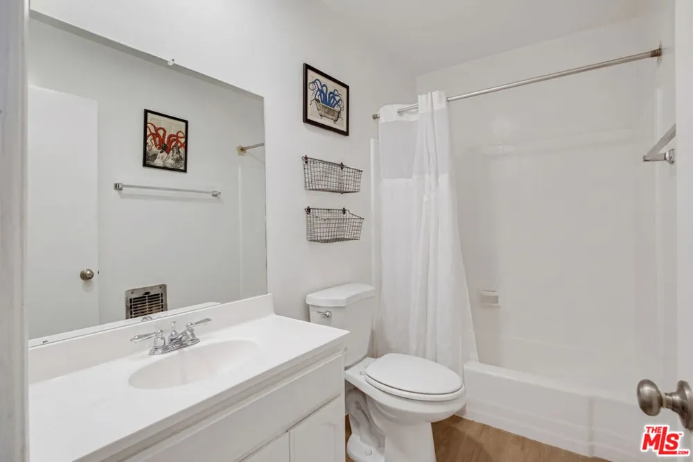 3444 Emerald Street Torrance, CA 90503