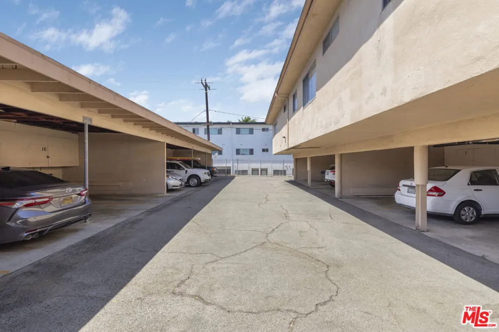 3444 Emerald Street Torrance, CA 90503