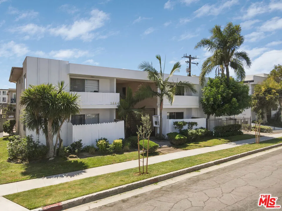 3444 Emerald Street Torrance, CA 90503