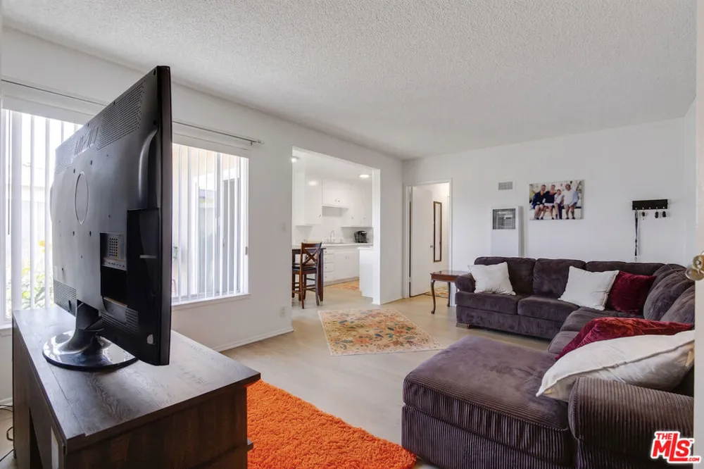 3444 Emerald Street Torrance, CA 90503