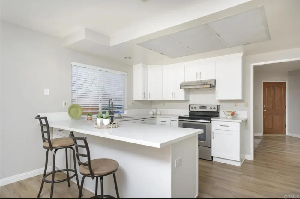 8770 Rideabout Lane San Diego, CA 92129