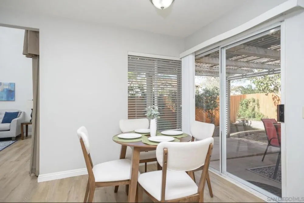 8770 Rideabout Lane San Diego, CA 92129