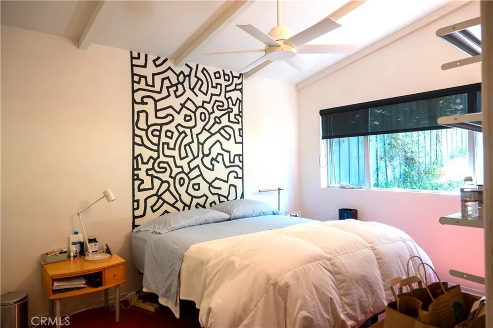 15515 Del Gado Drive Sherman Oaks, CA 91403