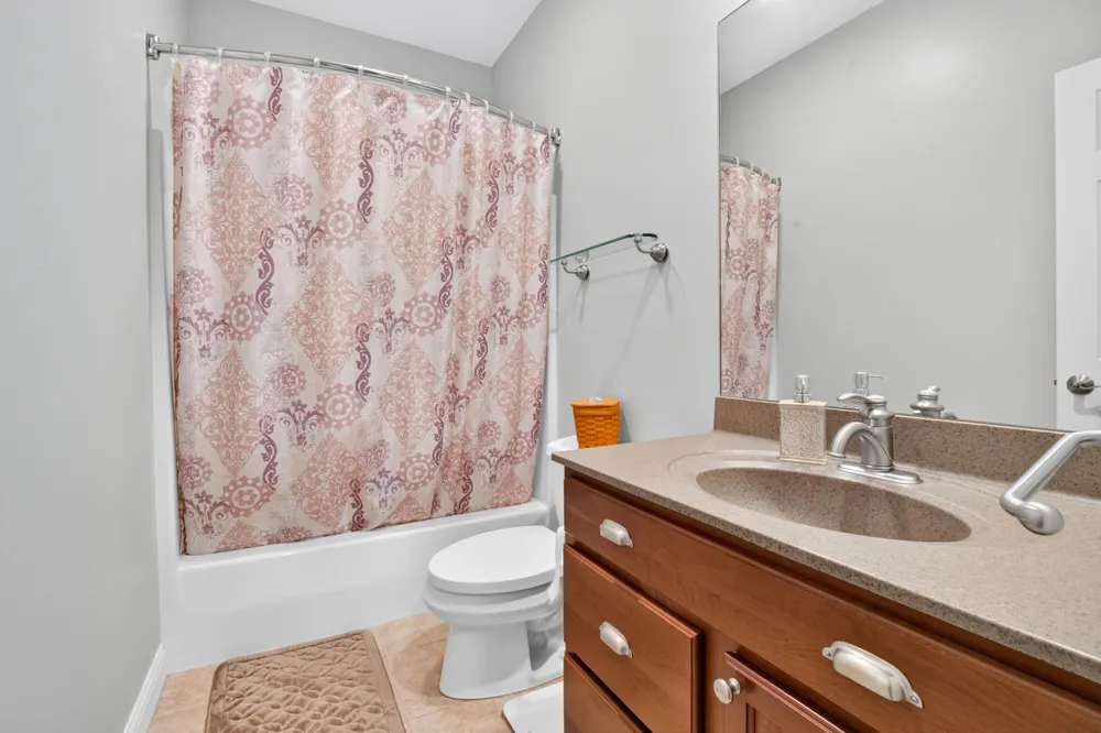 109 Sawgrass Lane Battle Creek, MI 49015