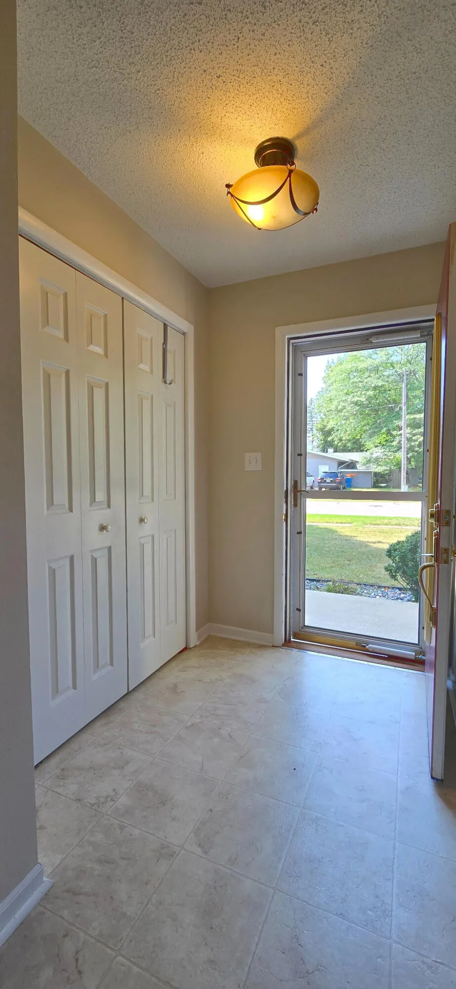 819 Elm Street Manistee, MI 49660