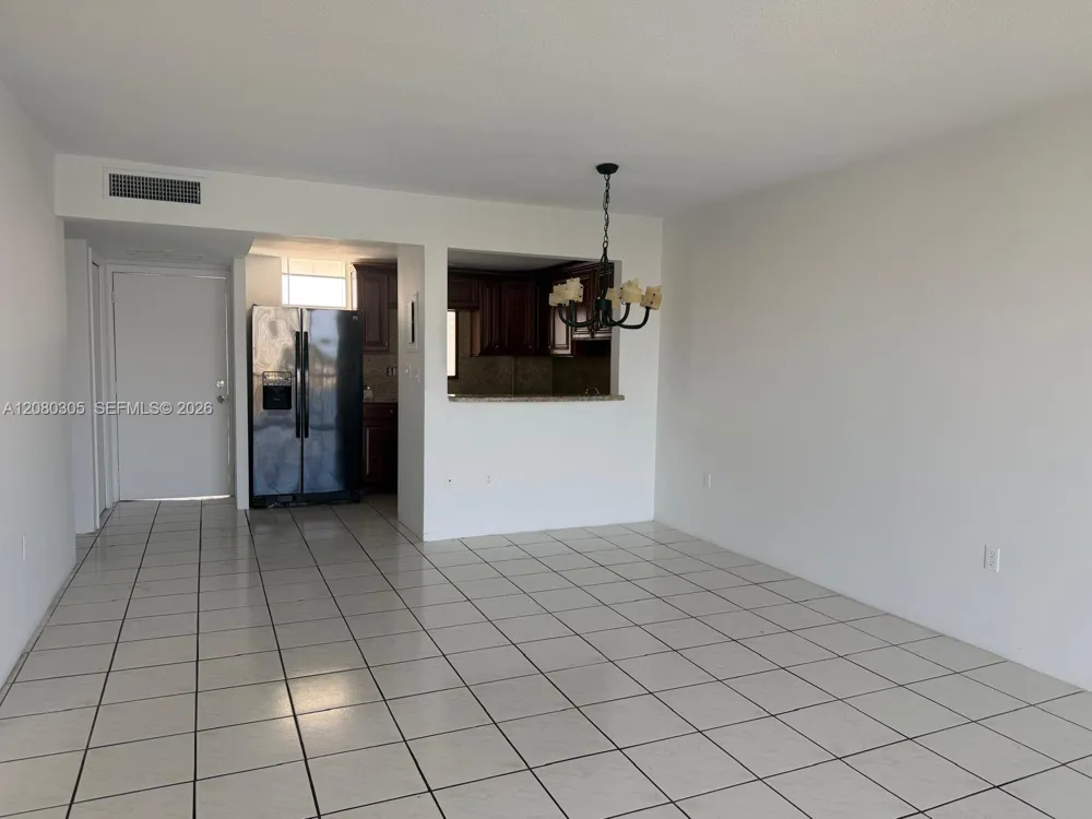 2861 Leonard Dr #F608 Aventura, FL 33160