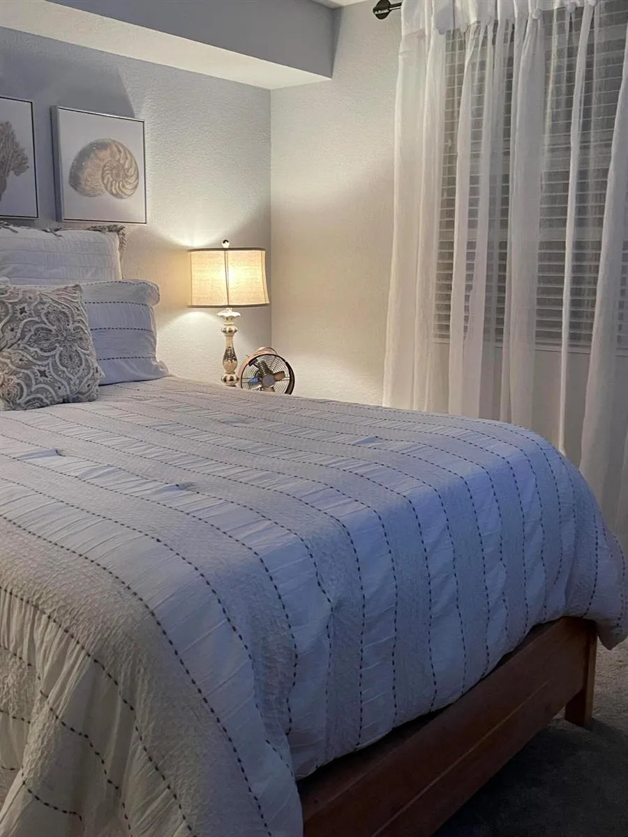 1801 FLAGLER DRIVE #219 West Palm Beach, FL 33407