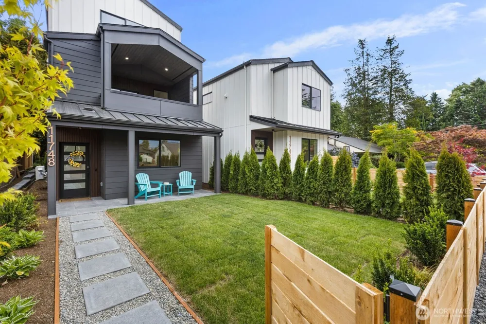 11748 Dayton Avenue Seattle, WA 98133