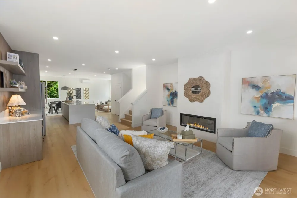 11748 Dayton Avenue Seattle, WA 98133
