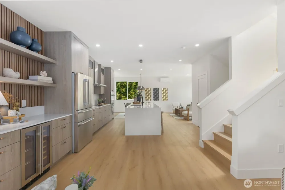 11748 Dayton Avenue Seattle, WA 98133