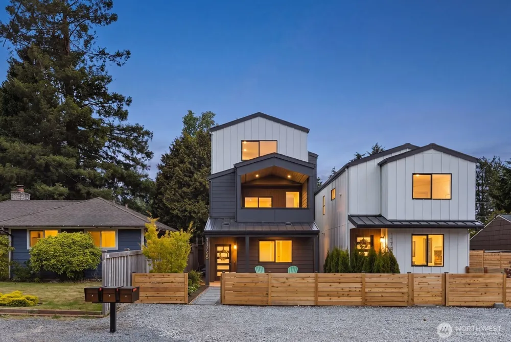 11748 Dayton Avenue Seattle, WA 98133