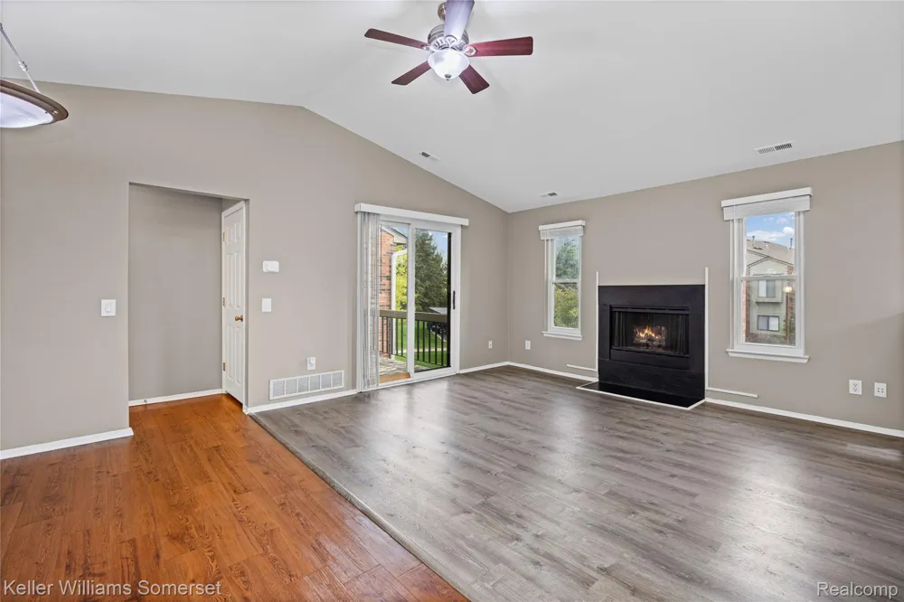 20745 Indian Creek Drive Farmington Hills City, MI 48335