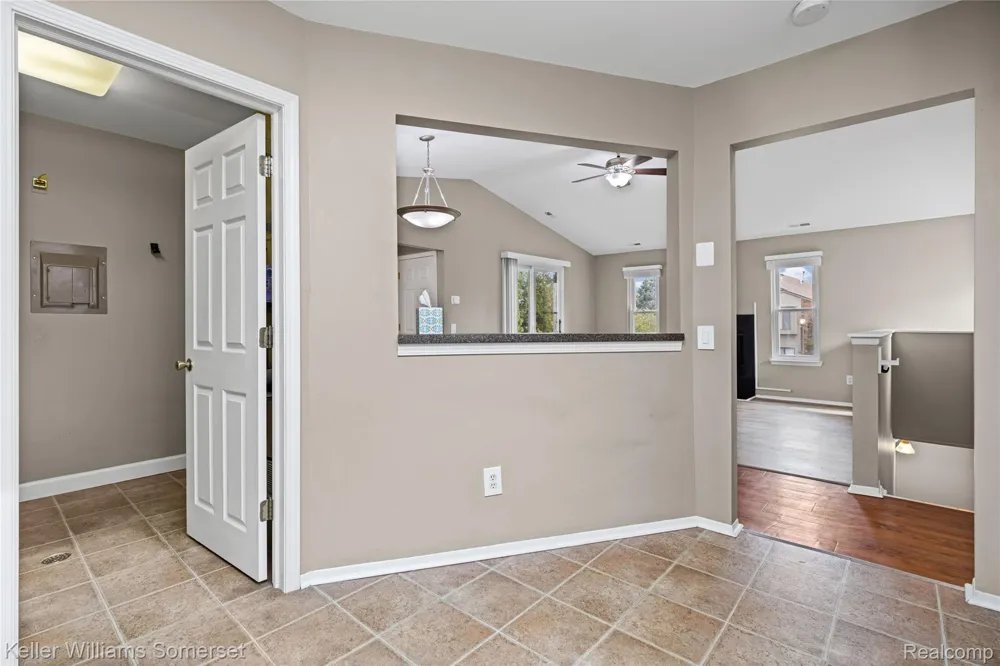 20745 Indian Creek Drive Farmington Hills City, MI 48335
