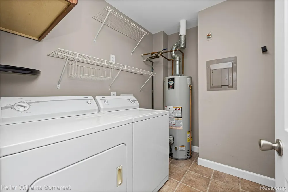 20745 Indian Creek Drive Farmington Hills City, MI 48335