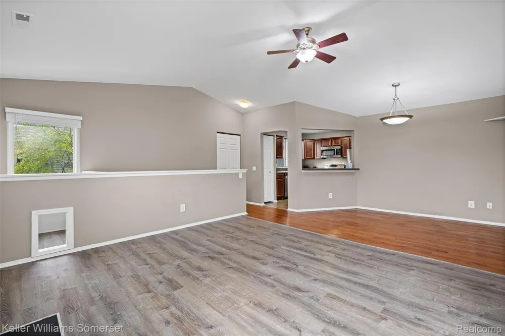 20745 Indian Creek Drive Farmington Hills City, MI 48335