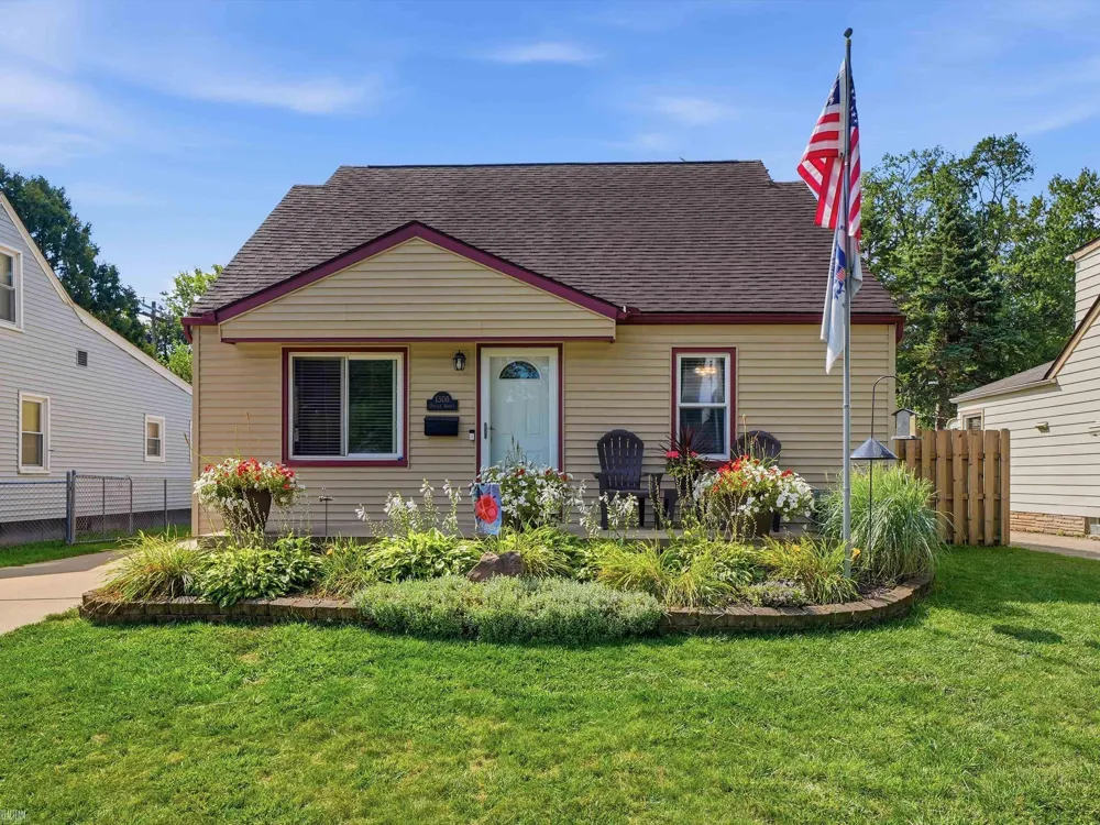 1308 Donald Avenue Royal Oak City, MI 48073