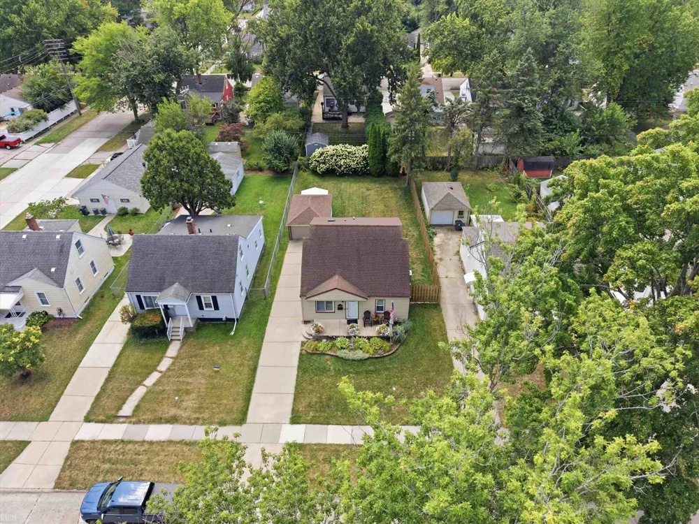 1308 Donald Avenue Royal Oak City, MI 48073