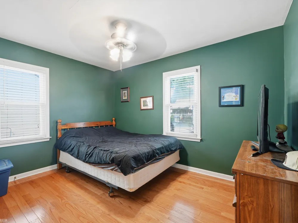 1308 Donald Avenue Royal Oak City, MI 48073