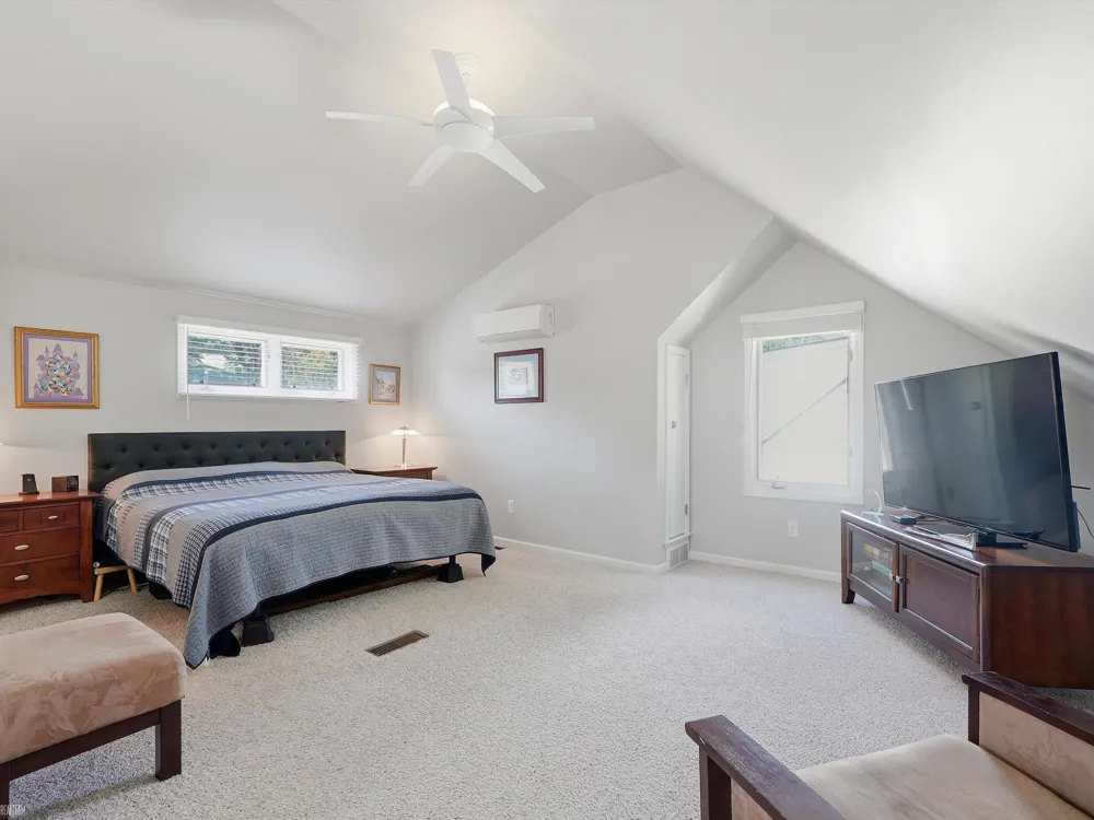 1308 Donald Avenue Royal Oak City, MI 48073