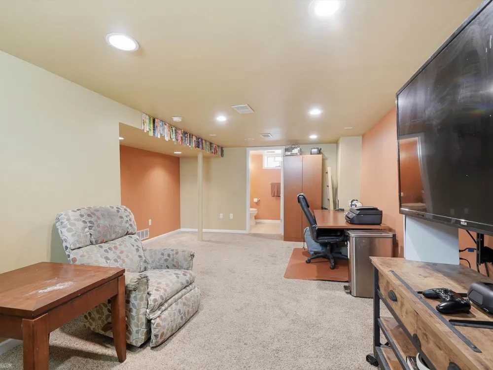 1308 Donald Avenue Royal Oak City, MI 48073