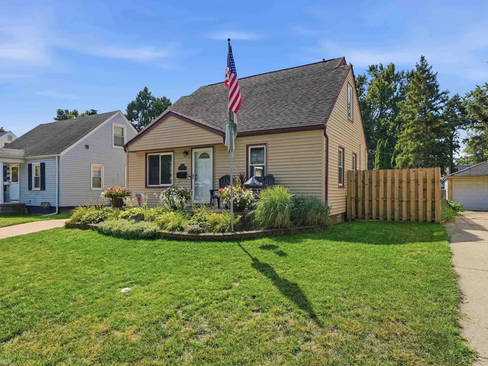 1308 Donald Avenue Royal Oak City, MI 48073