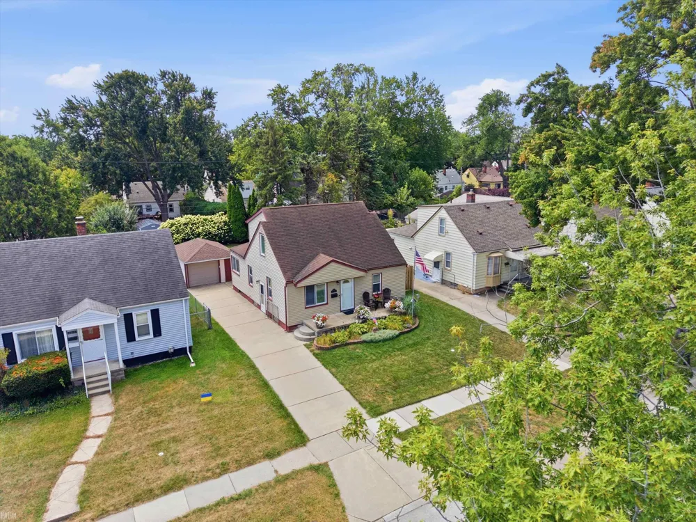 1308 Donald Avenue Royal Oak City, MI 48073