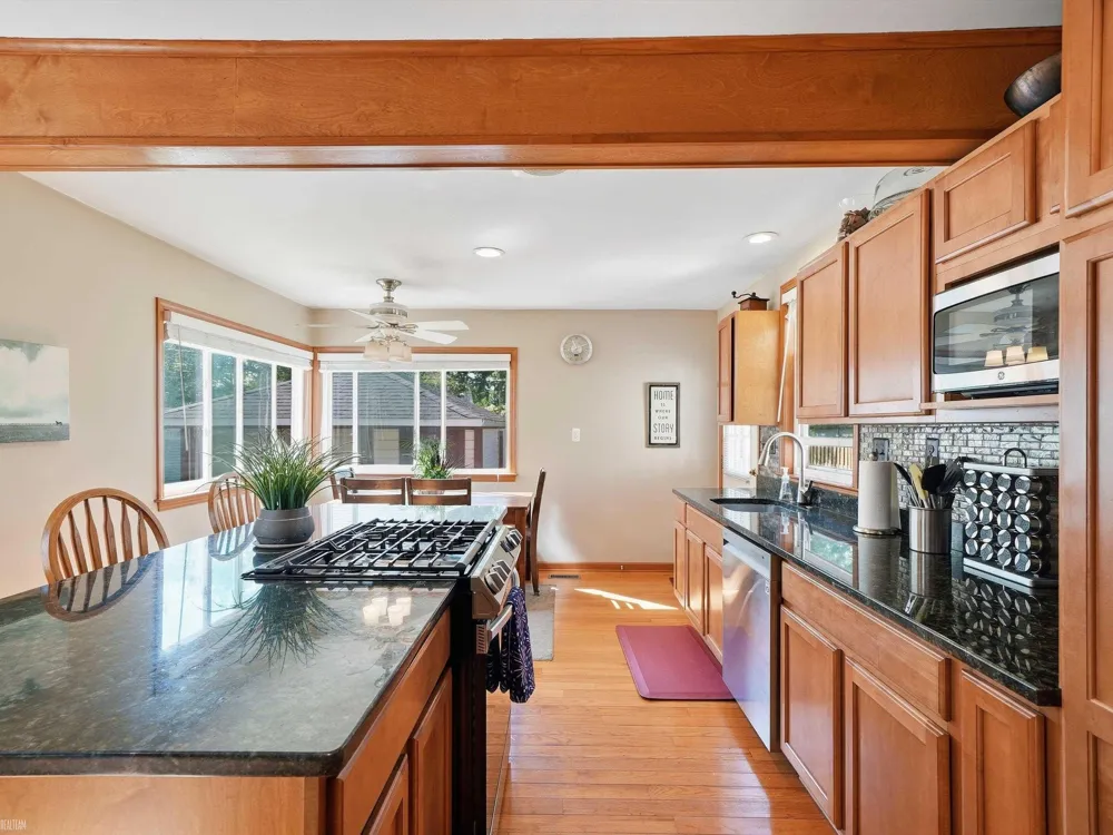 1308 Donald Avenue Royal Oak City, MI 48073
