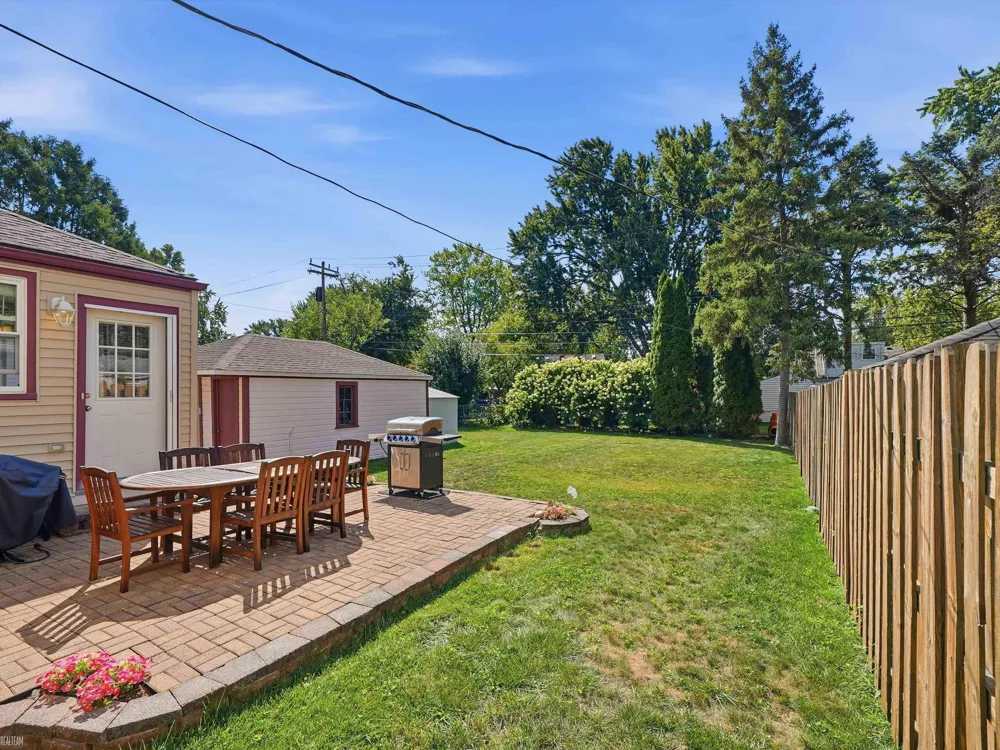 1308 Donald Avenue Royal Oak City, MI 48073